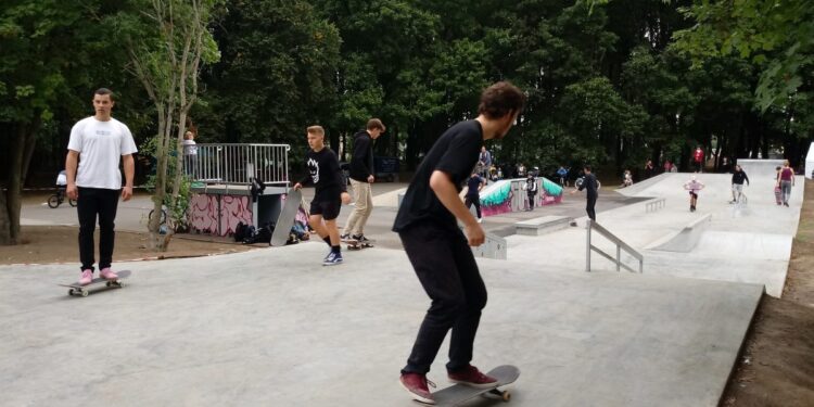 Kontrole skateparków i parków trampolin
