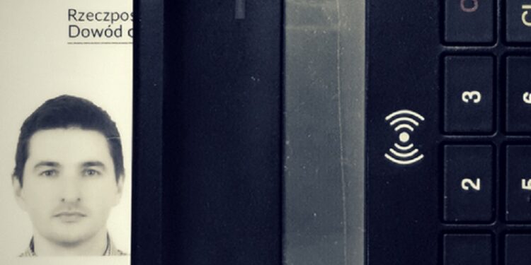 W marcu startują e-dowody