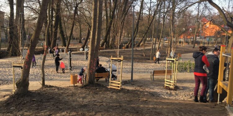 Nad Kłodawką coraz więcej mieszkańców [zdjęcia]