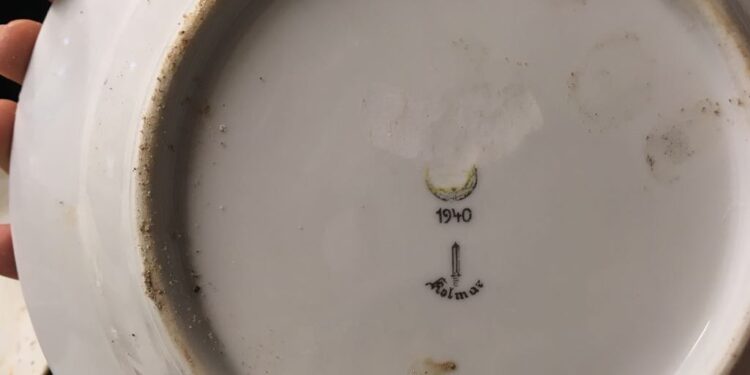 Porcelana pod ziemią. Nowe znalezisko na ul. Sikorskiego