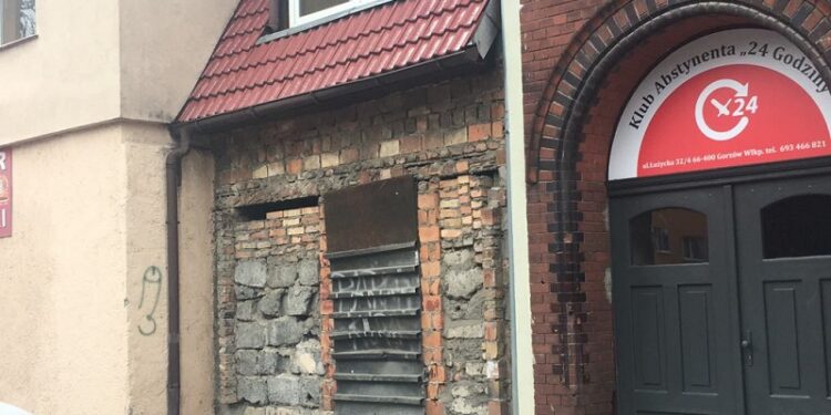 Plomba przy Łużyckiej przestanie straszyć