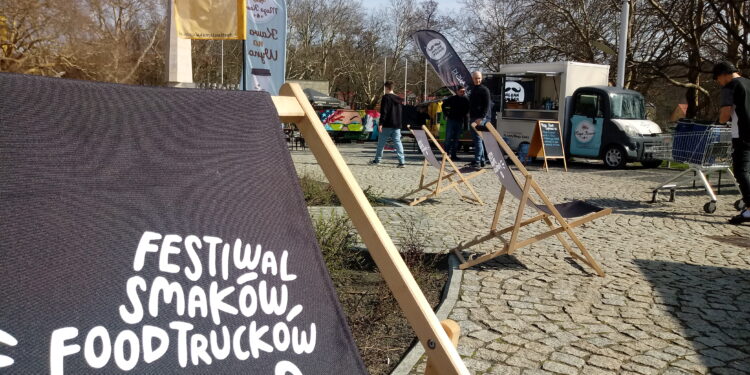 V Festiwal Smaków Food Trucków