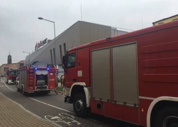 Wyciek niebezpiecznej substancji i ewakuacja w Nova Park