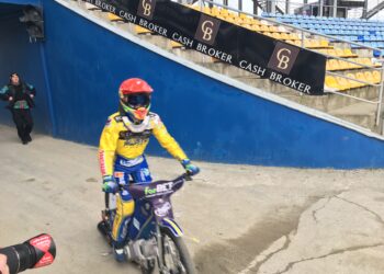 Stalowcy po pierwszym treningu na swoim torze