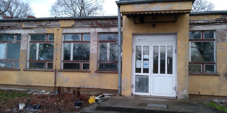 Co z parkiem dendrologicznym i stanicą turystyczną w Mościcach?