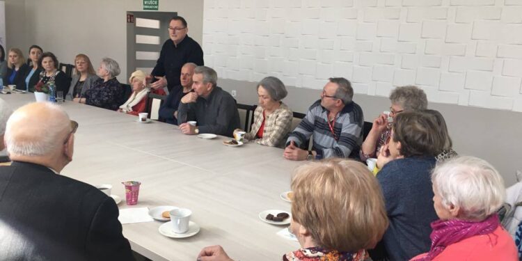 Uczniowie poznawali pracę urzędników