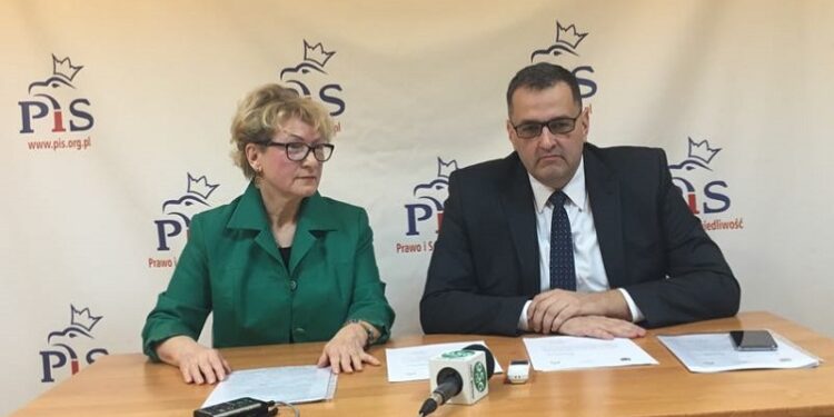 Radni PiS przygotowali projekt uchwały o bonifikacie