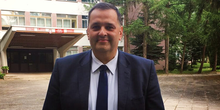 Spór o budowę hali sportowej