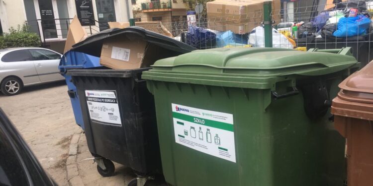 Inneko wypowiedziało umowy firmom odbierającym śmieci