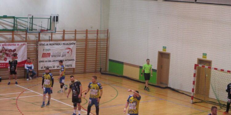 Ciężka przeprawa na Kaszubach? Stal jedzie grać mecz na szczycie