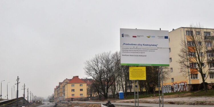 Kostrzyńska także z opóźnieniem