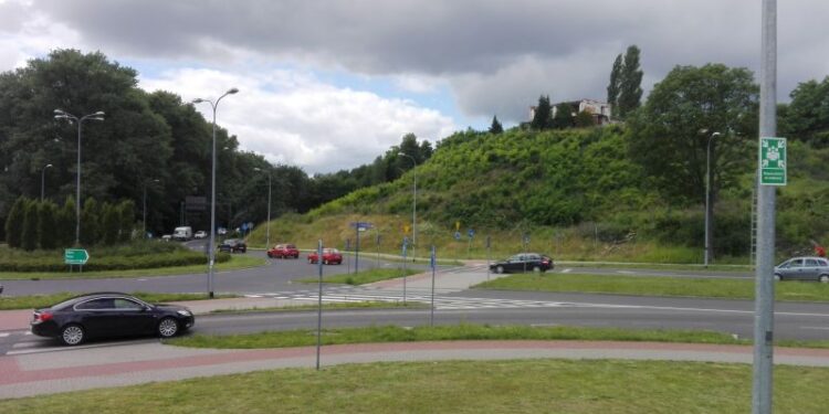 Ta droga jest potrzebna. Ale czy to obwodnica?