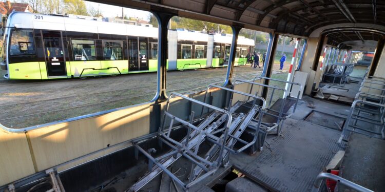 Po godz. 16 testy tramwaju i utrudnienia