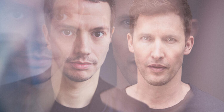 ALLE FARBEN; JAMES BLUNT „Walk Away”