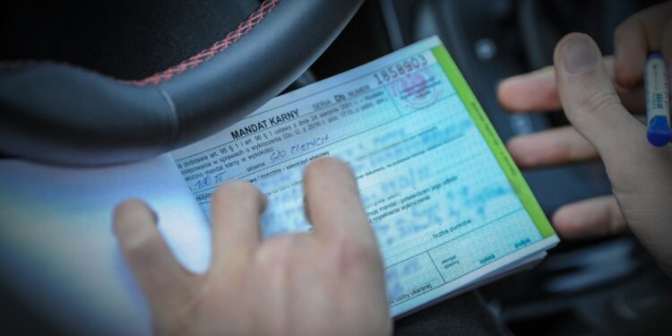 Akcja „wiosna na drogach” i 112 mandatów [zdjęcia i firm]