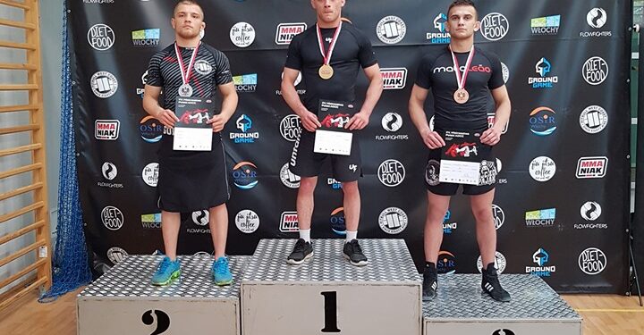 Pretorianie z dwoma brązowymi, było też złoto