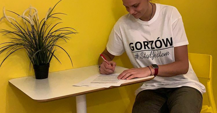 Juskaite też zostaje