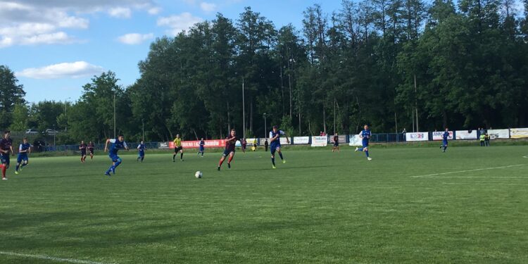 Seria Warty trwa, ale rywale też wygrali