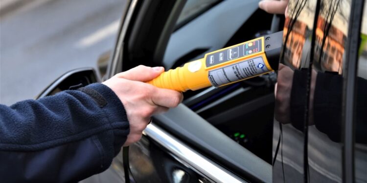 Pijana wiozła małe dziecko