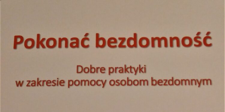 Problem wychodzenia z bezdomności – konferencja w Gorzowie
