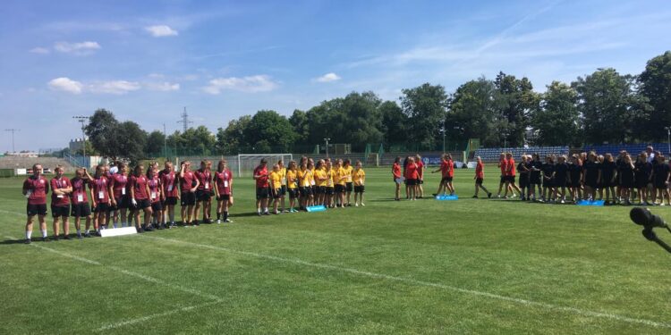 Piłkarki walczą w Gorzowie o prymat w Olimpiadzie Młodzieży