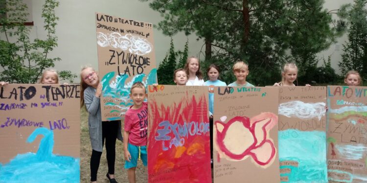 Żywiołowe lato w teatrze