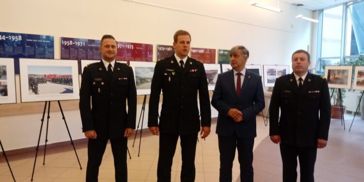 Wystawa fotografii o akcji polskich strażaków w Szwecji