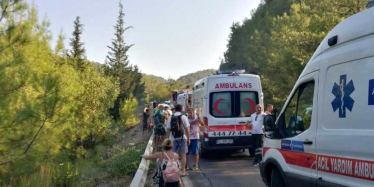 Wypadek autokaru w Turcji. 7 osób hospitalizowanych
