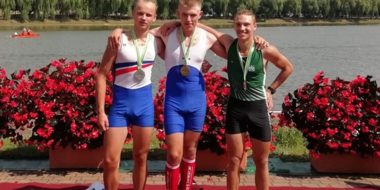 Jeden medal w juniorach młodszych, w AZS AWF tym razem zadowolenie