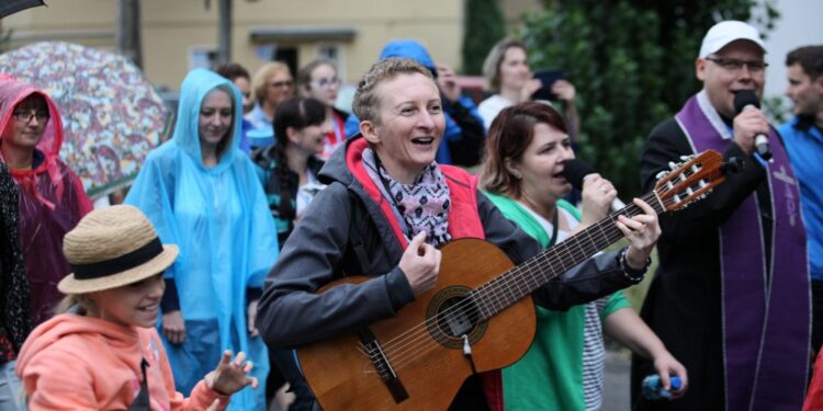 Wyruszyli na pielgrzymkowy szlak