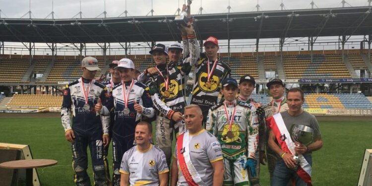 Falubaz mistrzem Polski, Stal poza podium