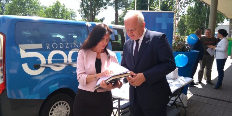 Wnioski nie tylko przez internet