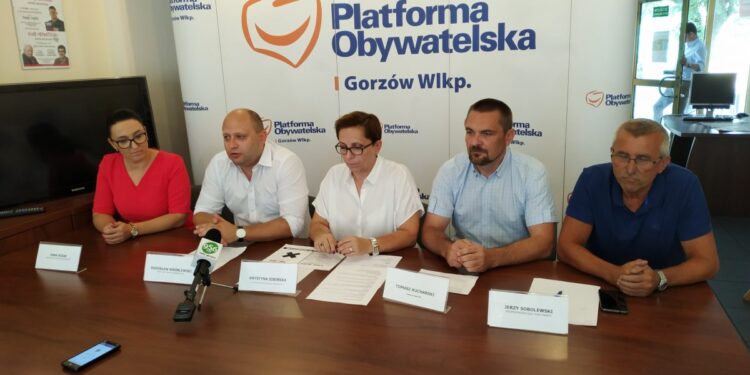 autor: Piotr Wiśniewski