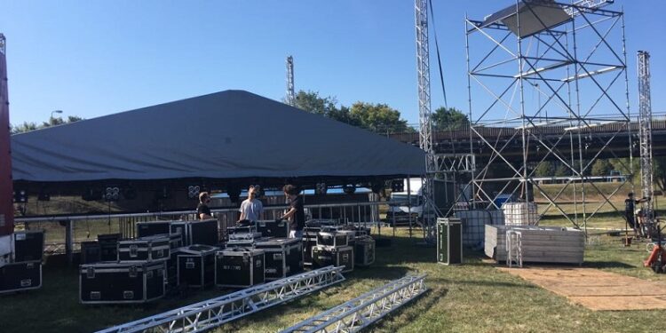 Przygotowania do  „Koniec Lata Party”