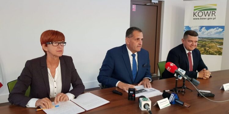 S. Pieńkowski: 250 ha dla inwestorów. J.Wójcicki: To nasz złoty pociąg