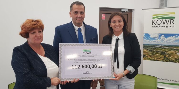 KOWR dofinansuje remont drogi w Bledzewie