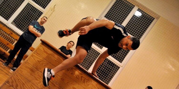 Chcesz zostać policjantem? Przyjdź potrenować