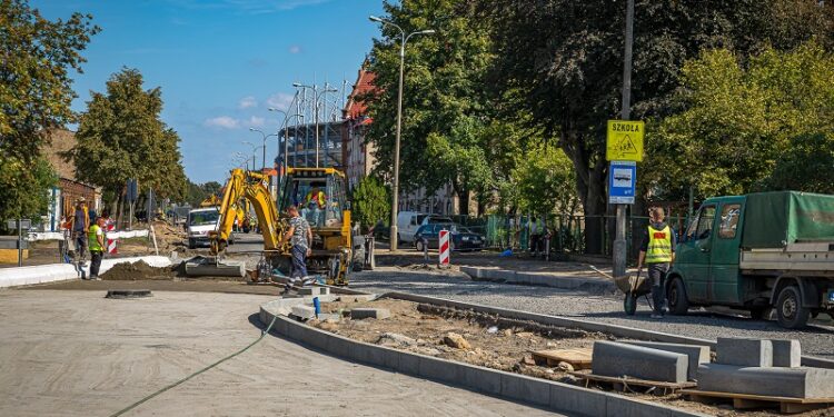 Prace na Śląskiej idą pełną parą