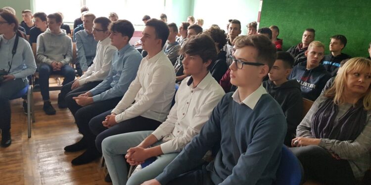 Stypendia dla uczniów Elektryka