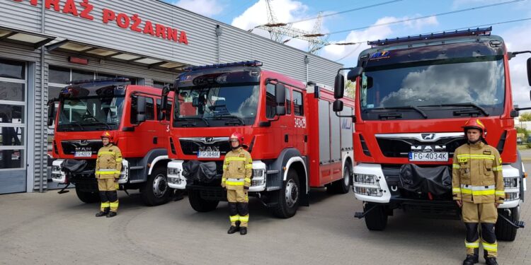 Nowe wozy dla strażaków z Gorzowa, Sulechowa i Żagania