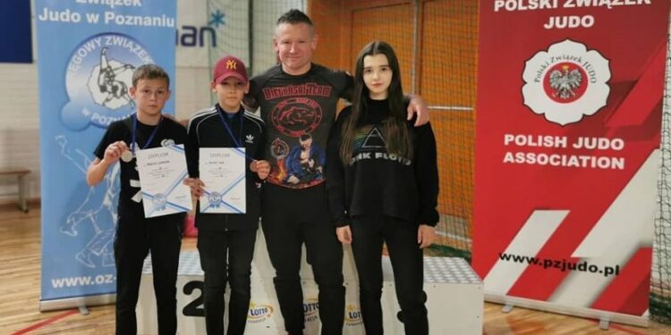 Przetrzebiona grupa Jamniuka z dwoma medalami