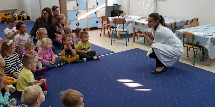 Szpital uczy: Myj ręce!