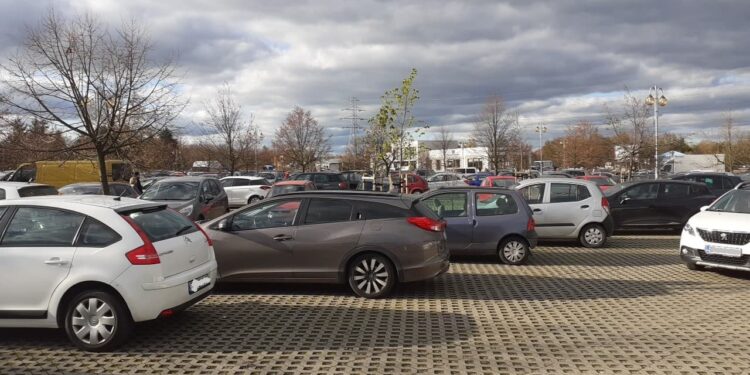 Sytuacja w okolicach cmentarza przy ul. Żwirowej