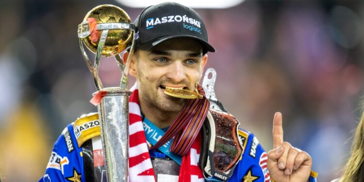 Mistrz Bartosz Zmarzlik: Złoto? Nie mogę w to jeszcze uwierzyć!