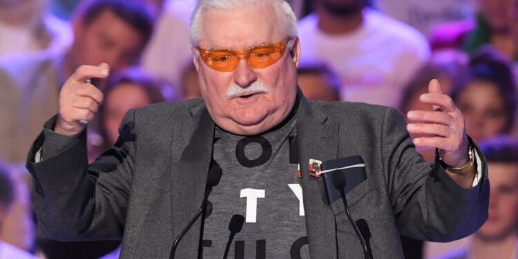 Komentarze po wypowiedzi Lecha Wałęsy