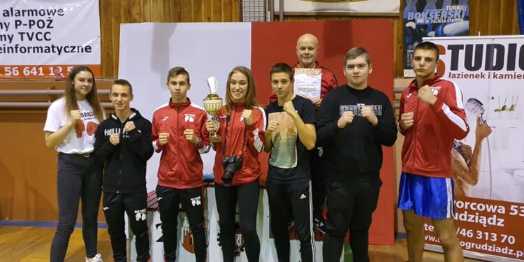 Pojechali po naukę, a przywieźli medale