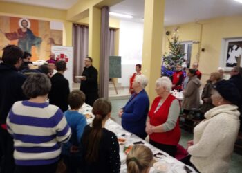 Wigilia dla ubogich, samotnych, bezdomnych w parafii Pierwszych Męczenników Polski w Gorzowie