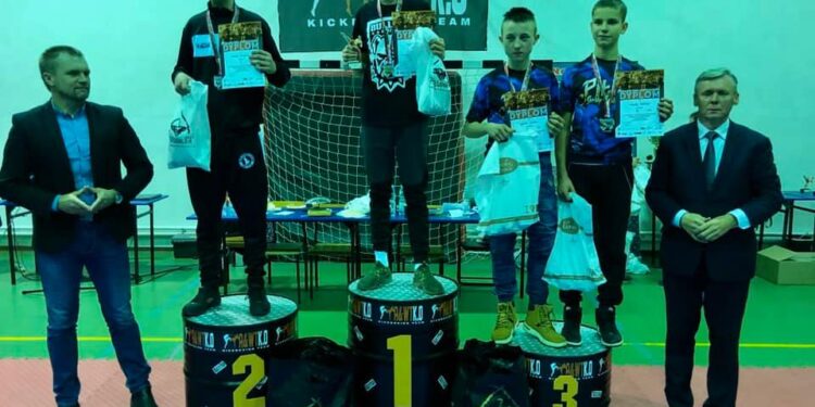 Trzy medale Bulldogów na koniec roku