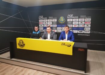 Zmiany w Stali ale nie w nazwie stadionu