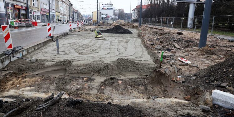 Trakcja PRKil: Ul. Sikorskiego dopiero w maju